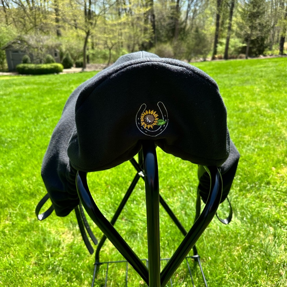 Sunflower horseshoe Saddle Cover